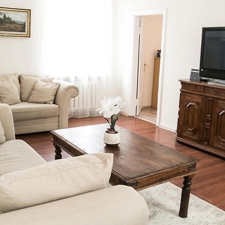 Vintage Style Spacious Apartment Klaipėda Kültér fotó